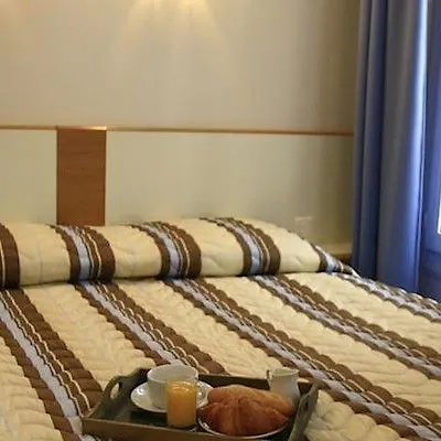 Hotel De Nemours Paris France