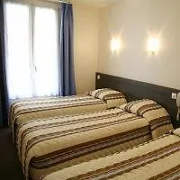 **  Hotel De Nemours Paris France