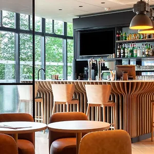 Hotel Porte Des Lilas, Paris