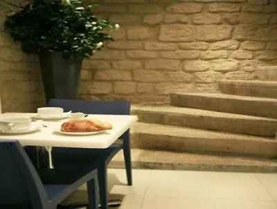 Hotel De Nemours Paris